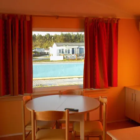 Natur Camping Bungalow T2 - 11 度假居 帕塔亚什